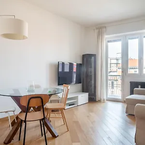 Elegante Bilocale In Zona Tortona Appartamento Milano
